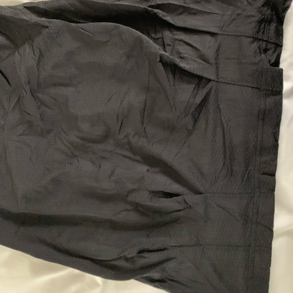 Lululemon tank top built in bra - Picture 3 of 7